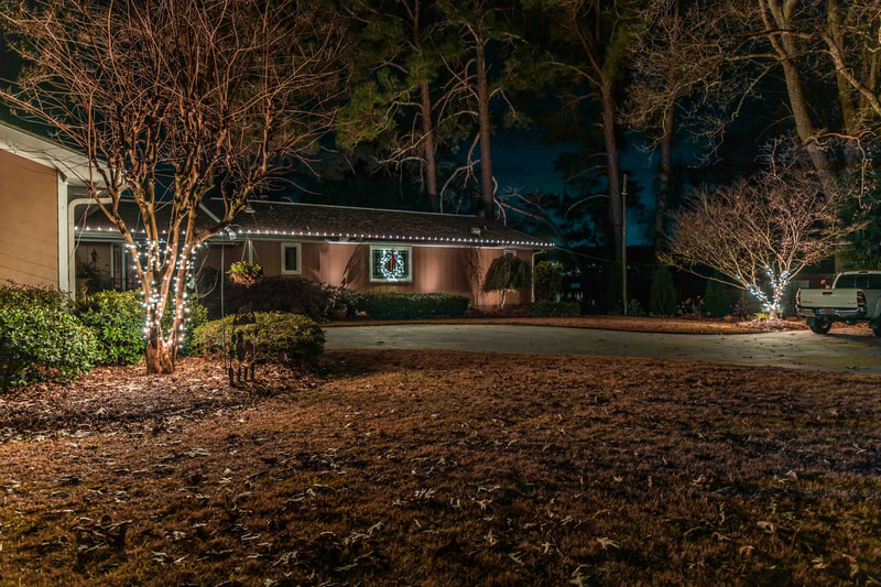 Holiday lighting installation service in Perry